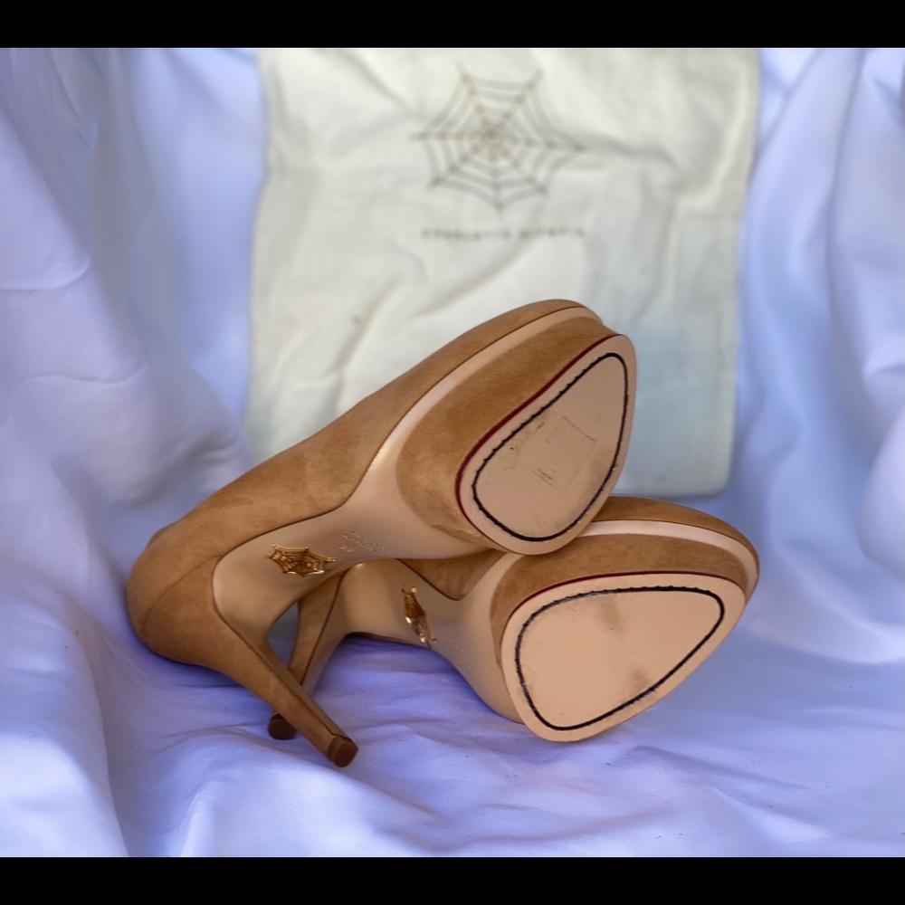 Platform heels - Picture 5 of 6